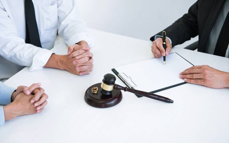 Mastering Effective Communication Tactics in Divorce Legal Practice